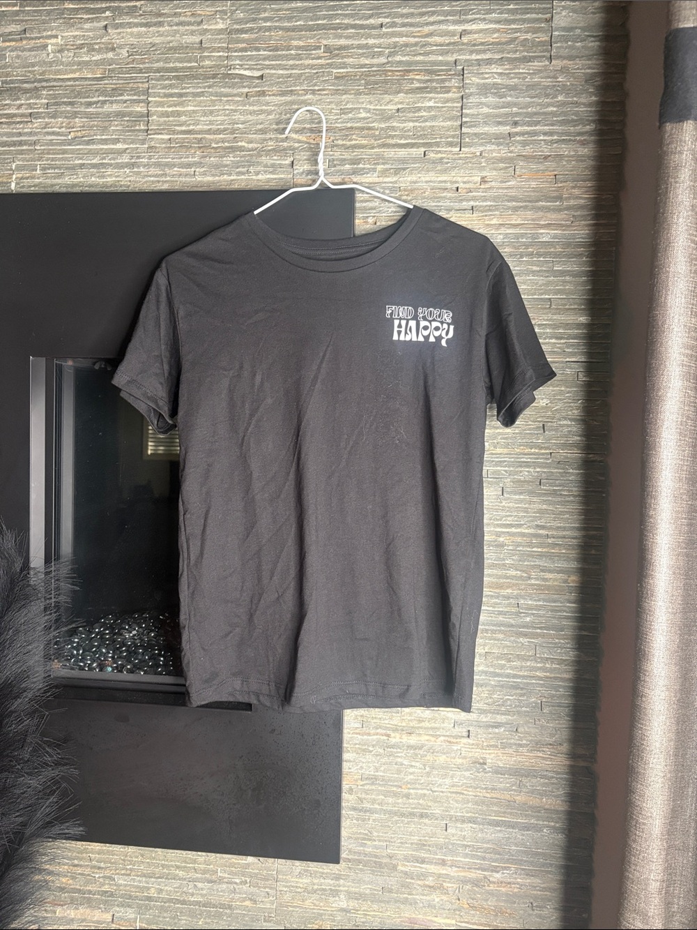 wonder nation Black "Find Your Happy" Graphic Tee